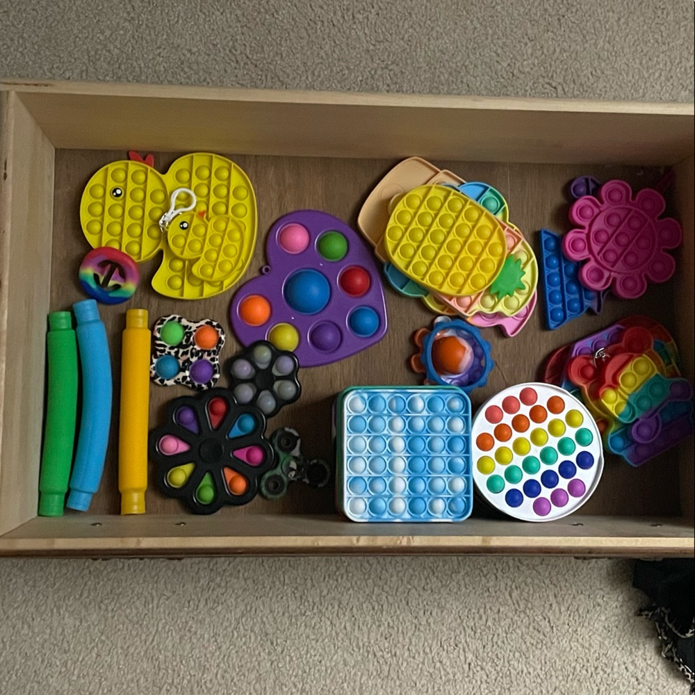 Huge fidget pack